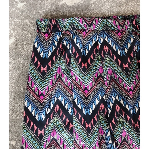 Flowy pants - Picture 2 of 3